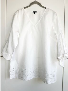 Talbots White Woven Pullover Blouse Eyelet Lace Trim Ties at Sleeves Large